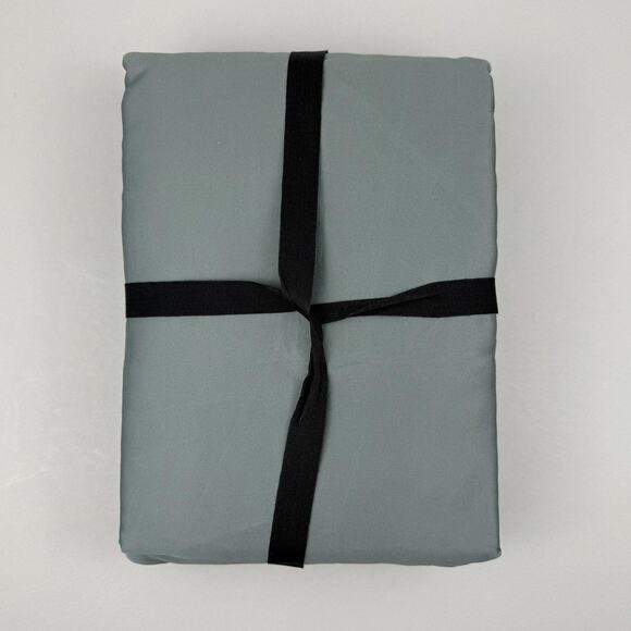 West Elm Silky TENCEL Lyocell Sheet Set KING Stormy Blue 4pc Deep Pocket NWT - Picture 6 of 8